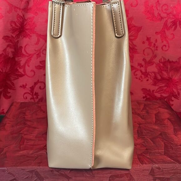 NWOT Montpellier Folds Leather Tote Bag Taupe - Picture 4 of 16